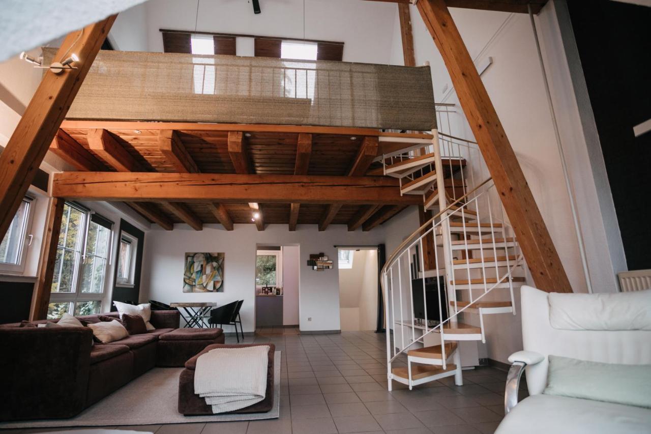 Eigenes Maisonettehaus In Idyllischer Lage Mit Balkon, Nahe Messe, 24H Self-Check In, Gratis Parken Schwabach Exterior foto