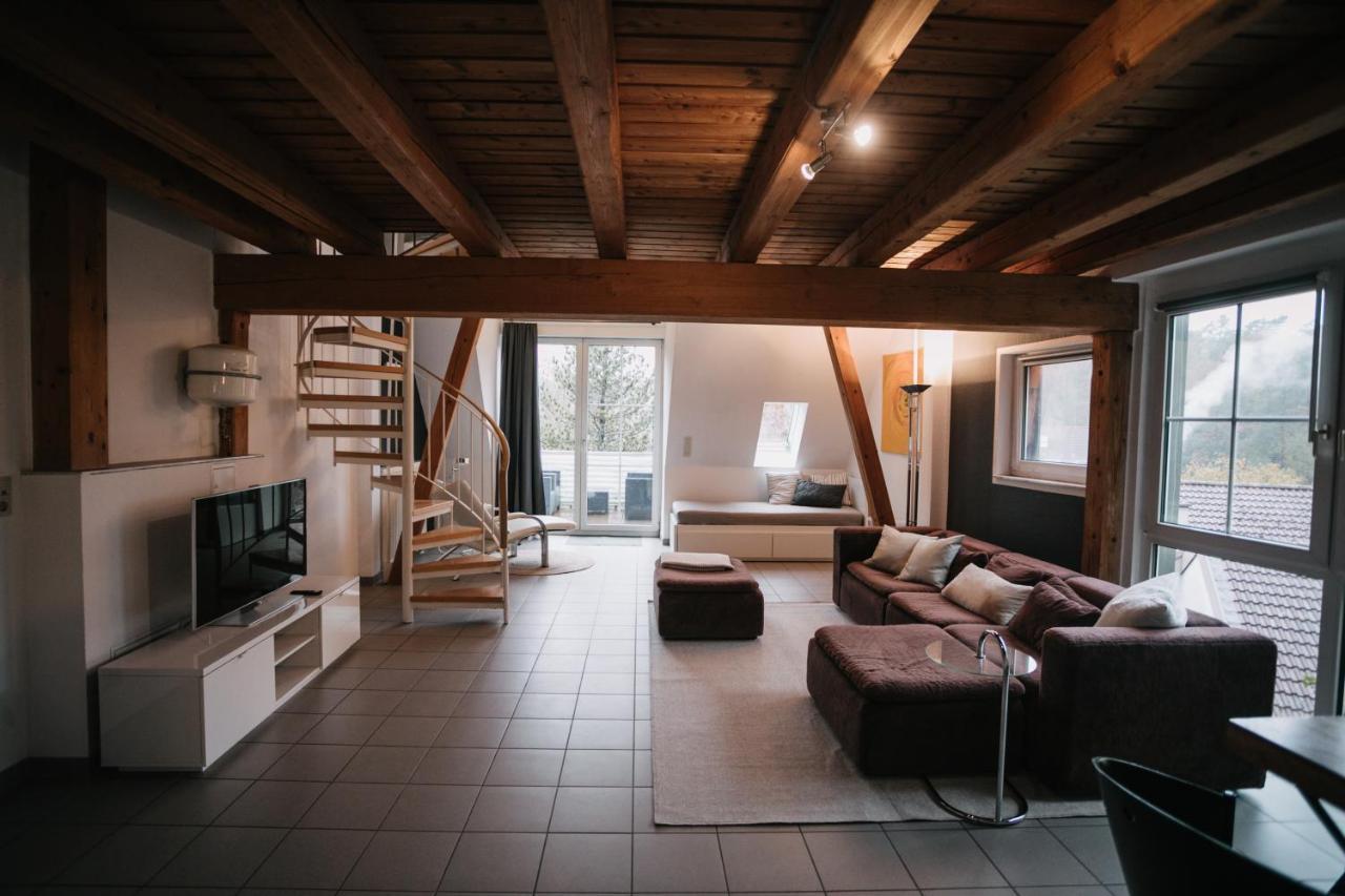 Eigenes Maisonettehaus In Idyllischer Lage Mit Balkon, Nahe Messe, 24H Self-Check In, Gratis Parken Schwabach Exterior foto