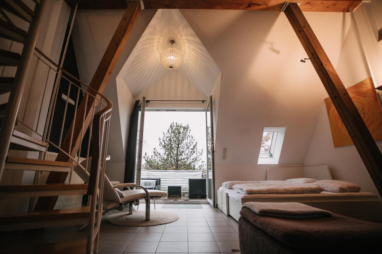 Eigenes Maisonettehaus In Idyllischer Lage Mit Balkon, Nahe Messe, 24H Self-Check In, Gratis Parken Schwabach Exterior foto